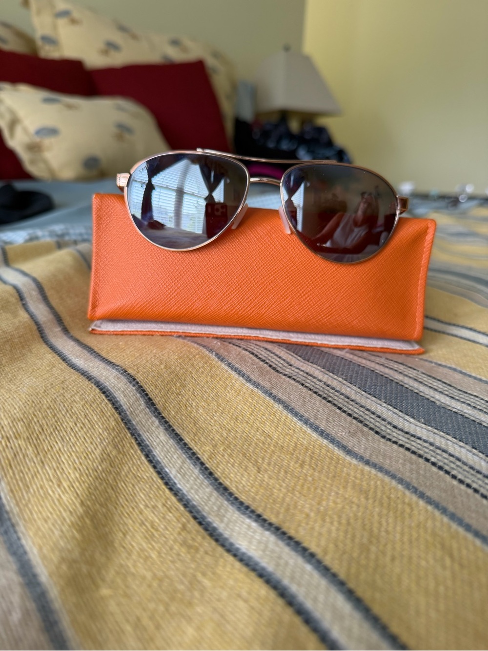 Costa Pearlized Beige/ rose gold Frame Sunglasses polarized